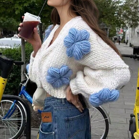 White Casual Women's Jacquard Floral Patchwork Knit Cardigan - Picture 5 of 7